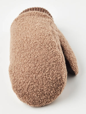 Emilia  Mitt