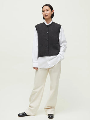 Elva Vest