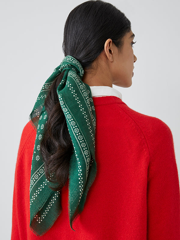 Scarf No. 676