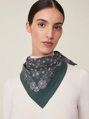 Milan Scarf N°675