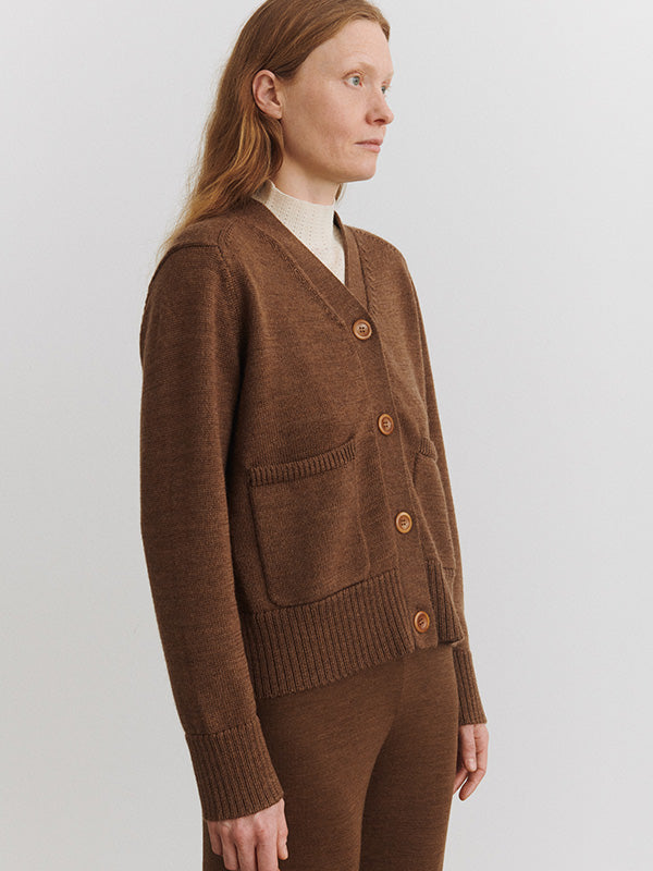 Raw wool heavy cardigan
