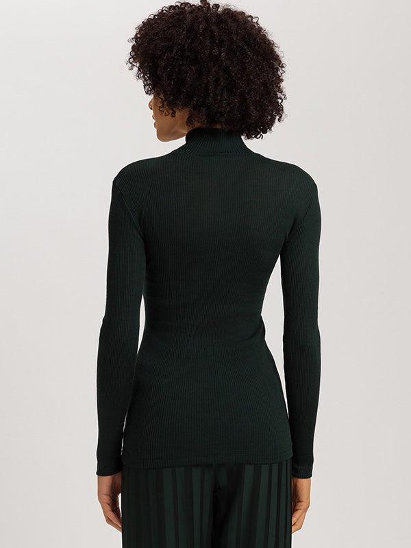 Celeste Woolen Silk Turtleneck