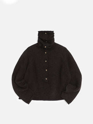 Runaway Neck Sqweater