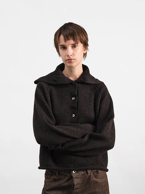 Runaway Neck Sqweater